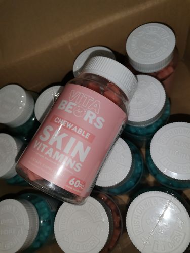 Customer photo review of Skin Vitamin Gummies