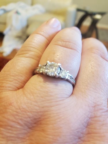 Customer photo review of 1.10-2.25 CT Round Cut Natural Diamonds - Engagement Ring