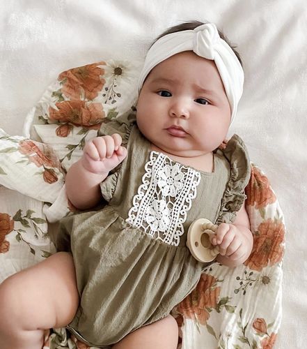 Customer photo review of Vestido Romantic Verde Nenina and Co