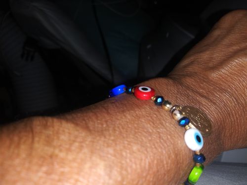 Customer photo review of Bracelet ojos y Diamonds