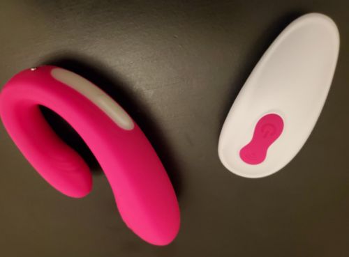 Customer photo review of Rechargeable Clitoral & G-Spot Vibrator For Couples 2.0