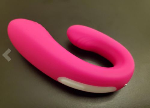 Customer photo review of Rechargeable Clitoral & G-Spot Vibrator For Couples 2.0