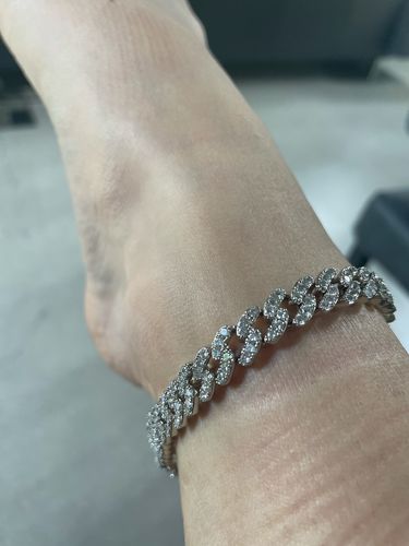 Customer photo review of Havana Cuban Link Anklet