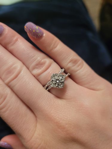 Customer photo review of Vintage Moissanite Two Tone Sterling Silver Wedding Band Ring Set
