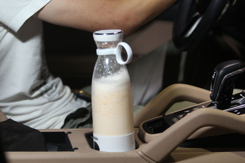 Customer photo review of Leegoal® Blender Bravo - High Power Portable Blender