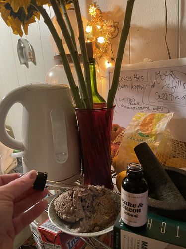 Customer photo review of Hippie & French Wake & Bacon Pet CBD 600mgs