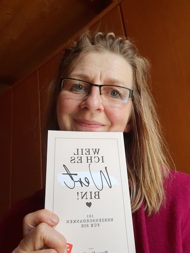 Customer photo review of Mein neues Buch: "Weil ich es WERT bin!"