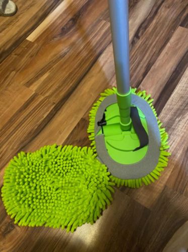 Customer photo review of 🔥2021 Microfiber Car Wash Mop Kit &3 in 1 Cleaning Tools for truck, window, Floor, Shower