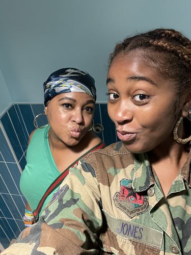 Customer photo review of Solid One Oblique Shoulder Sleeveless Solid Color Pockets Jumpsuit