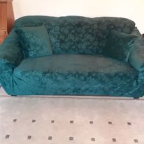 Customer photo review of Grün - Sofabezüge aus Geprägter Samt für klassische und Ecksofas - Das Haus der Überzüge