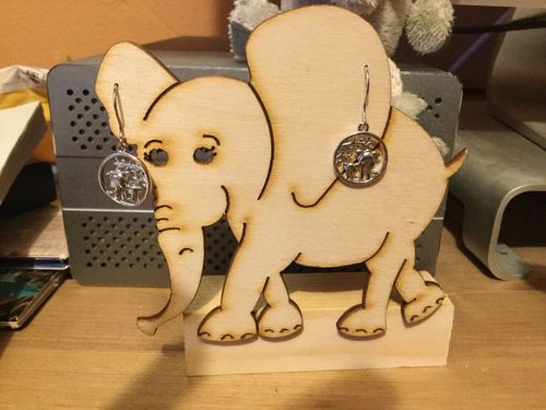 Customer photo review of Boucles d'oreilles Éléphant Ethnique