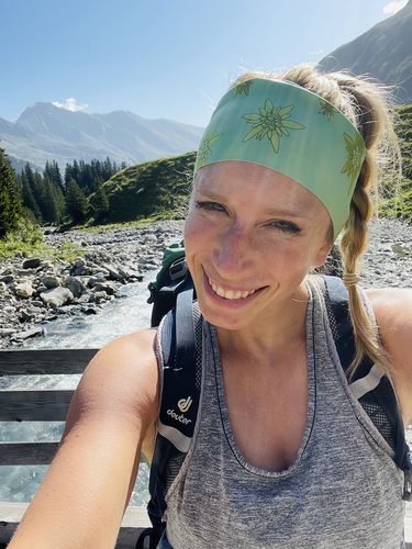 Customer photo review of Edelweiss Stirnband