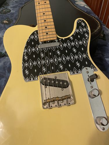 Customer photo review of Maybellene - Telecaster Pickguard - Black/White/Black