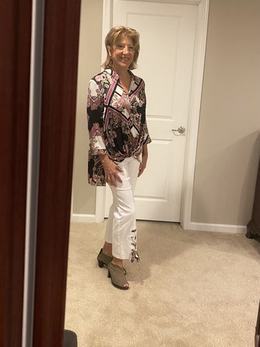 Customer photo review of Joseph Ribkoff Black/White/Multi Floral Geometric Print Knot Front Hi-Low Hem Tunic Top 211211 NEW