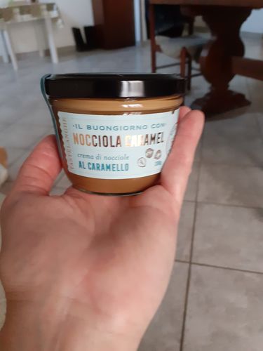 Customer photo review of 2 vasi di Pasta di Nocciole Piemonte IGP 100%