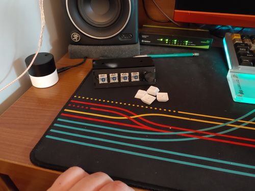 Customer photo review of Macropad1x5 Kit by LS Keyboards and Pikatea