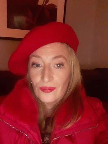 Customer photo review of Heather Red Wool Beret
