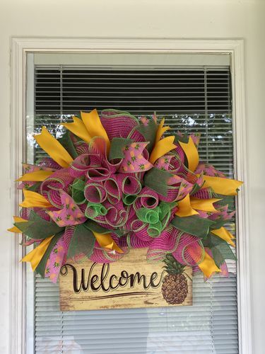 Customer photo review of 10.5"X10Yd Faux Jute/Pp Wide Stripe Hot Pink/Fresh Green RY8314B2