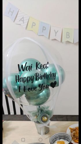 Customer photo review of 18inch Clear Bubble Hot Air Balloon with Mini Balloon