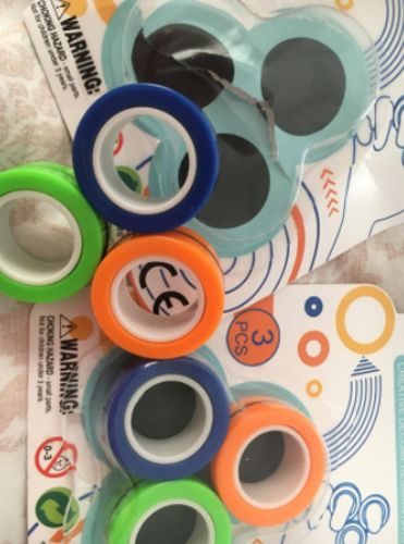 Customer photo review of The Fingerloop™