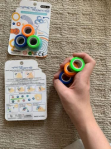 Customer photo review of The Fingerloop™