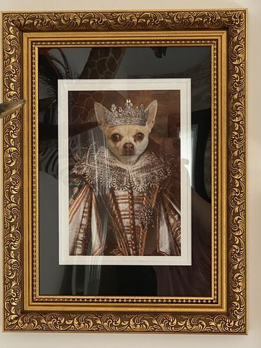 Customer photo review of The Queen - Custom Vintage Pet Portrait