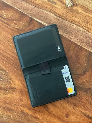 Customer photo review of Slimstar with small coin pocket