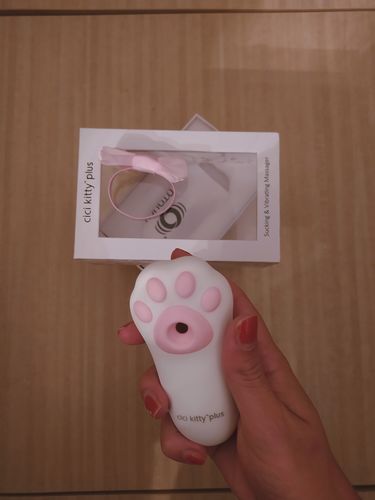 Customer photo review of OTOUCH® 2 In 1 Clitoral Suction Vibrator- CiCi Kitty Plus