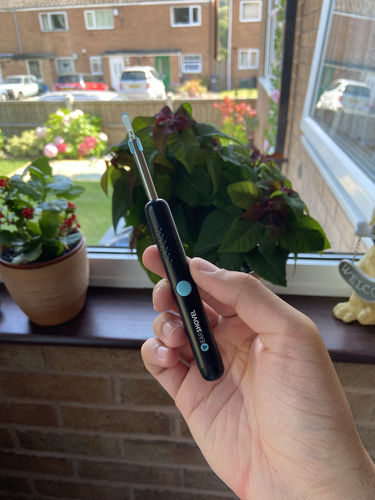 Customer photo review of EarShovel® - The #1 Smartest Ear Wax Removal Tool