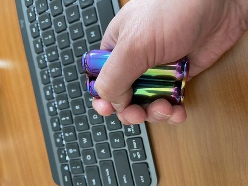 Customer photo review of Oil Slick Rainbow Kaiko Infinity Hand Roller