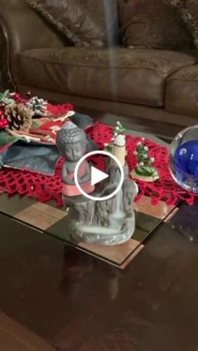 Customer video review of Porta Incienso Monje + 10 Inciensos Especiales de regalo