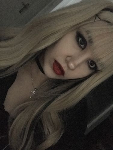 Customer photo review of Sofia | rose cap heat resistant wig