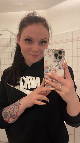 Kundenbewertung mit Foto zu Boss Babe
