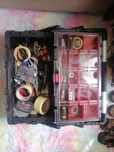 Customer photo review of 22" Cantilever Tool Box