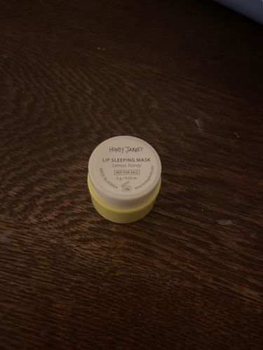 Customer photo review of Lip Sleeping Mask (Lemon Honey)