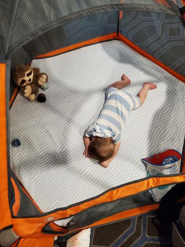 Customer photo review of Pop N' Go® Playpen