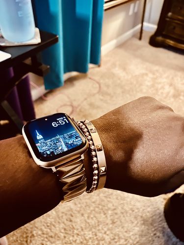 Customer photo review of Pyramid Band for the Apple Watch