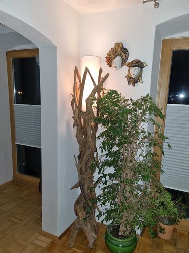 Customer photo review of Treibholz Stehlampe VILLA inkl. Lampenschirm Natur