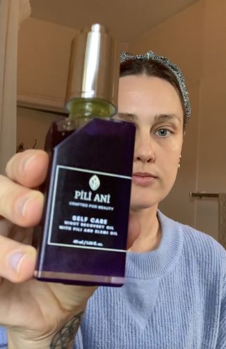 Customer photo review of Self-care Night Recovery Oil