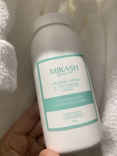 Customer photo review of Natural baby powder | Talc-free