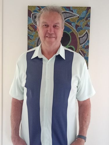 Customer photo review of HOO 1960s Dark Blue & Light Green Stitching Men's Short Sleeve Shirt