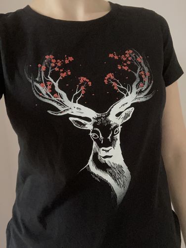 Customer photo review of HIRSCH BLÜTEN - Bio Damen Shirt