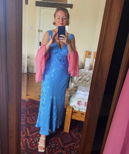 Customer photo review of RENT Rixo - Sandrine Blue Leaf (RRP £235)