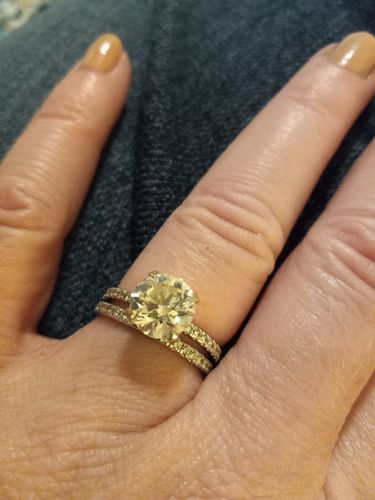 Customer photo review of 0.30 Ct Round Brilliant Cut Diamond Wedding Band in White Gold