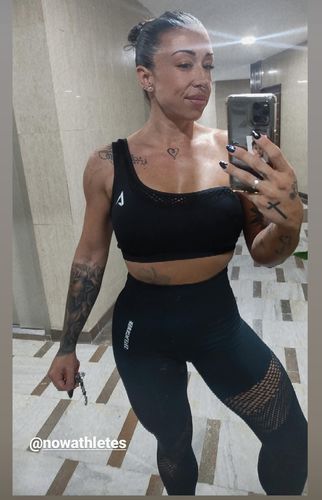 Customer photo review of Wave Compression Leggins - Black