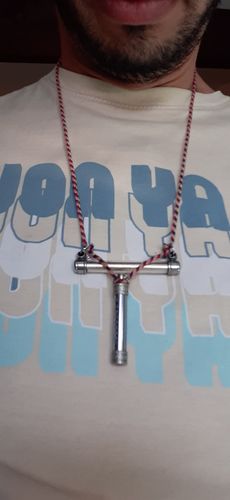 Customer photo review of Amulette Thai de charme Takut Ngern Mahasané - Très Vénérable LP Tim.