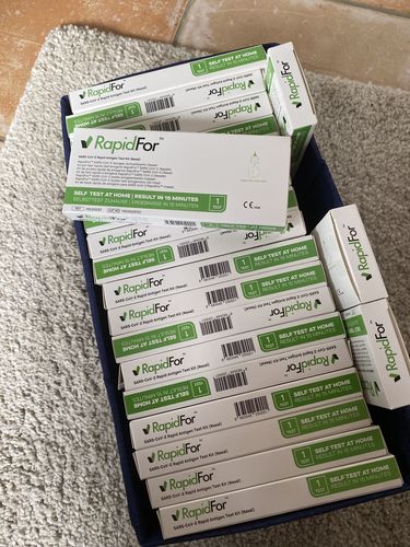 Kundenbewertung mit Foto zu RAPIDFOR SARS CoV-2 Antigen Schnelltest (Ab 1,59€ / Stück)