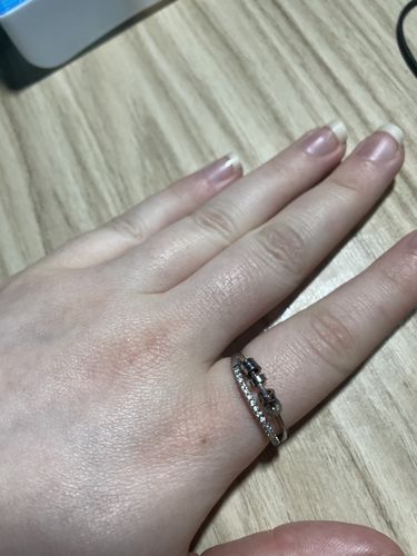Customer photo review of Diamante Fidget Anxiety Ring Adjustable