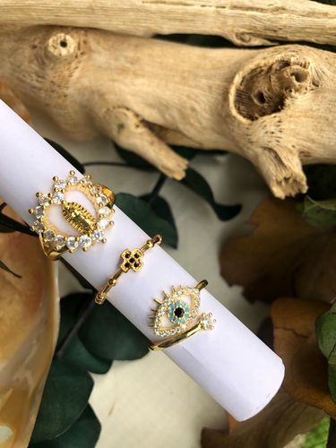 Customer photo review of Evil Eye Protection Ring