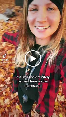 Customer video review of GrubTerra Dried Larvae